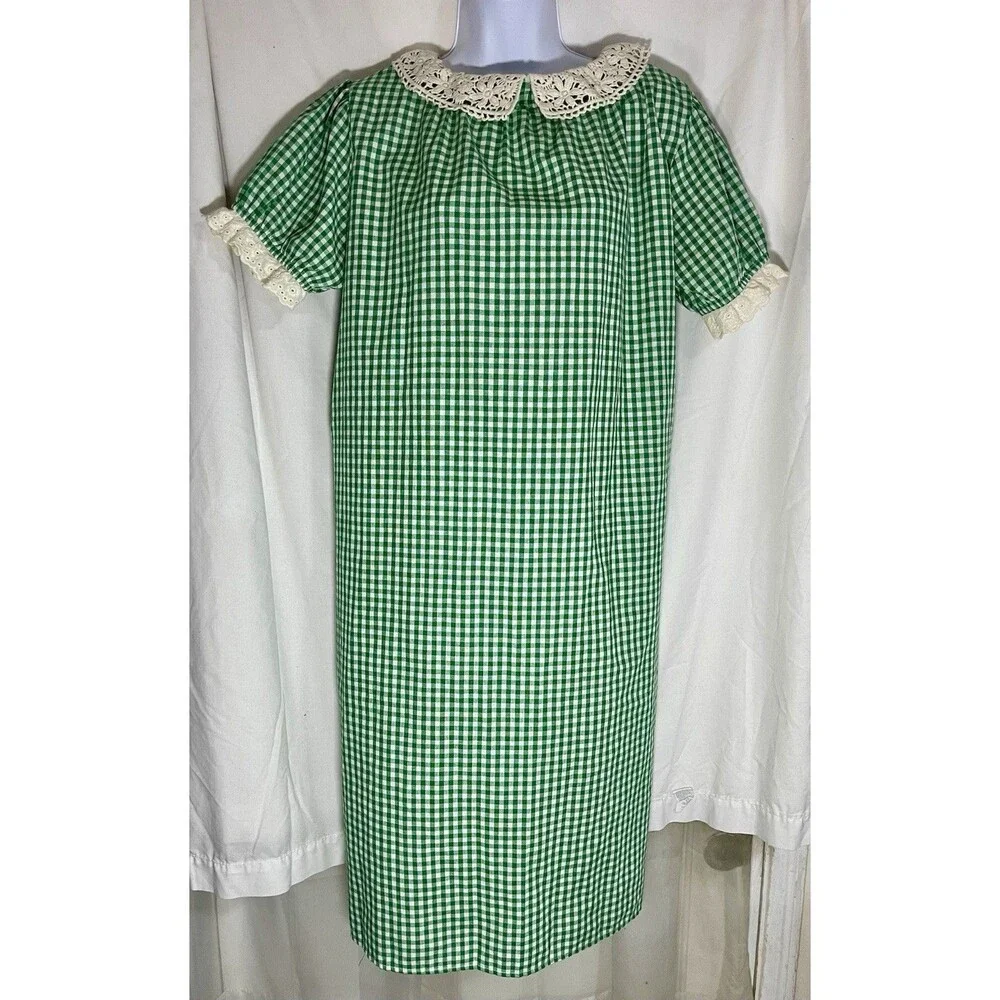 Vintage-Style Green Gingham Crochet Lace Collar House Dress - Size L/XL - Picture 3 of 16